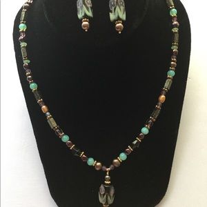 Earthtones & Flowers Beaded Necklace and Earrings